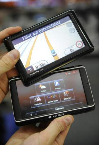 Mobile Navigationsgeräte lassen sich meist am heimischen Computer updaten