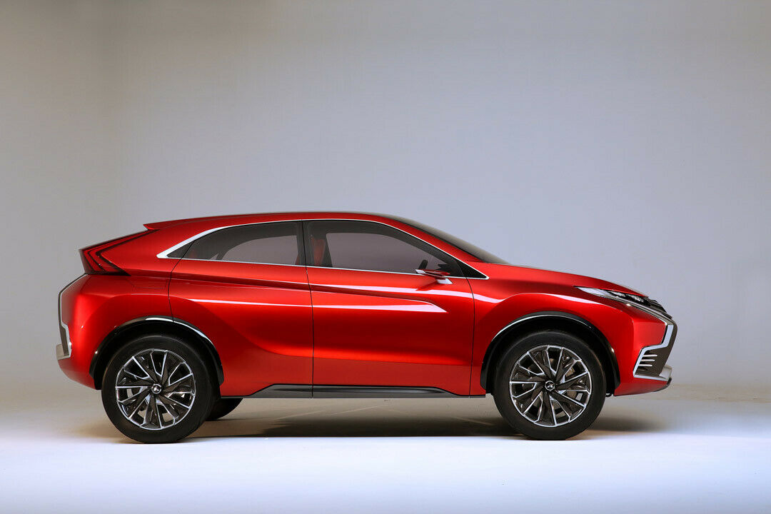 Im Gegensatz zum Mitsubishi Outlander wird die Studie nur an den Vorderrädern angetrieben
