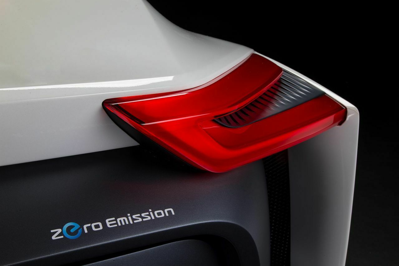 Nissan Bladeglider: Detail