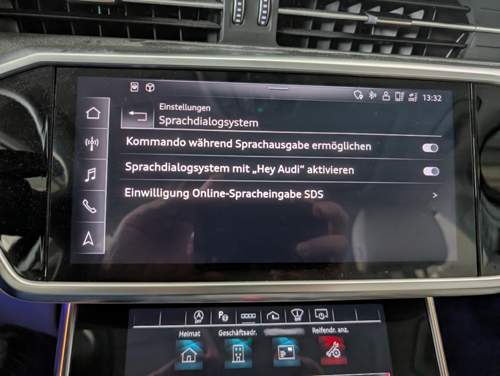 P4397_Spracheingabe_Hey-Audi