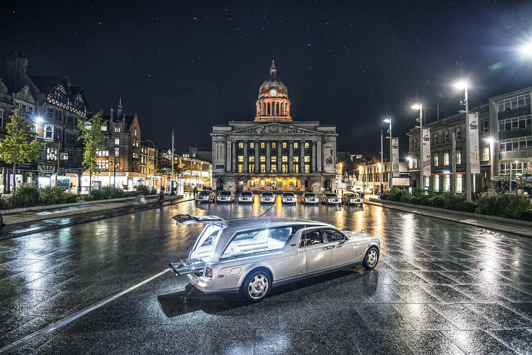 Insgesamt elf Rolls-Royce Phantom fahren in der Lymn-Flotte