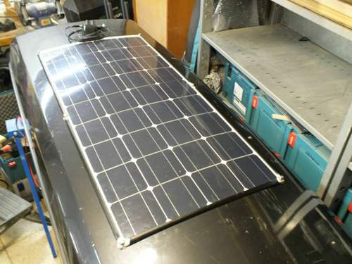 Solarpanel an der Dachbox 1