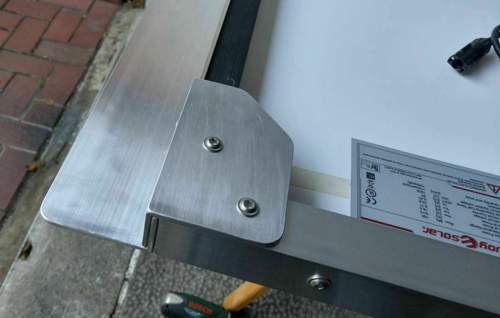 Panelhalterung Ecken
