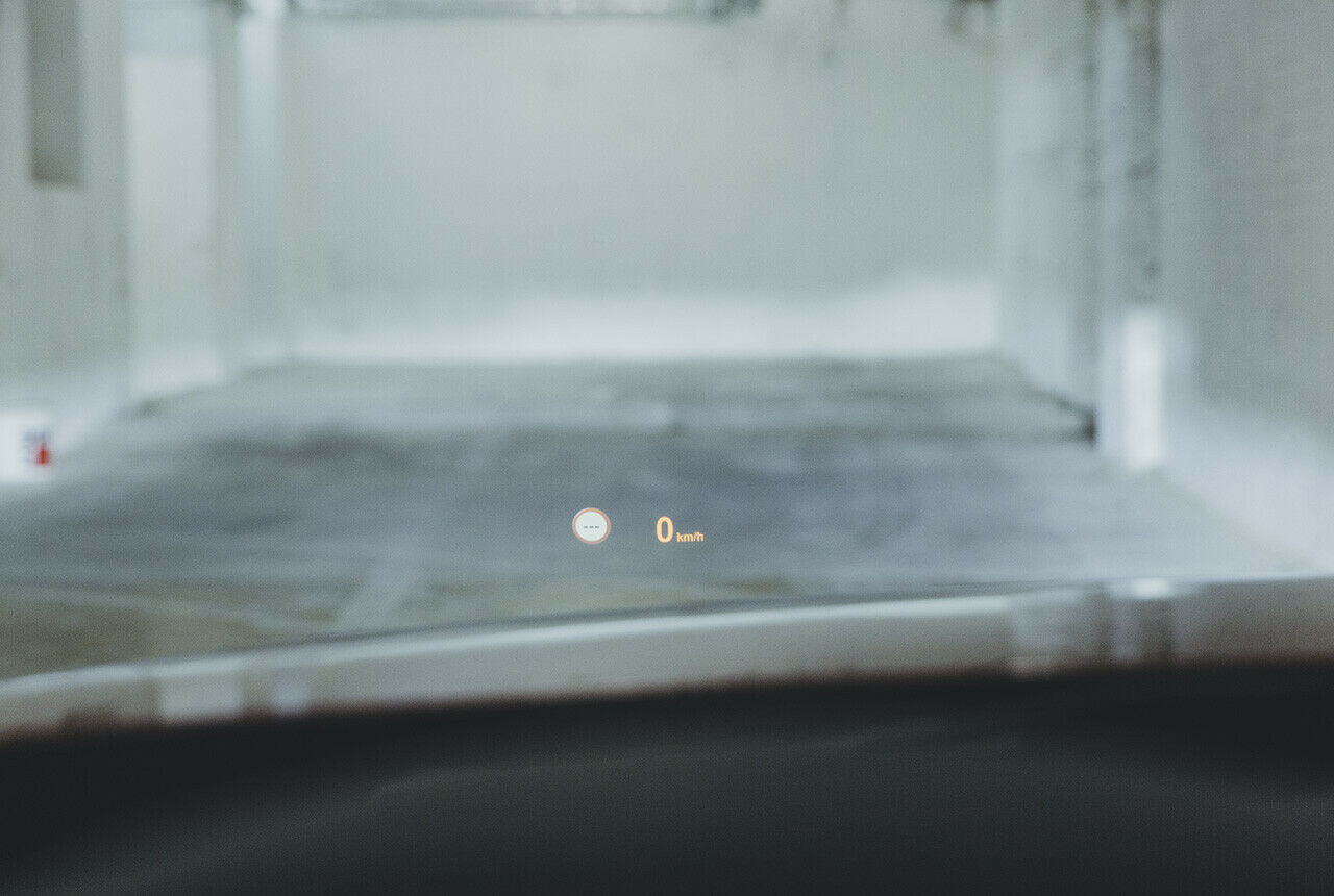 Praktisch und gut ablesbar: Head-up-Display im BMW 3er