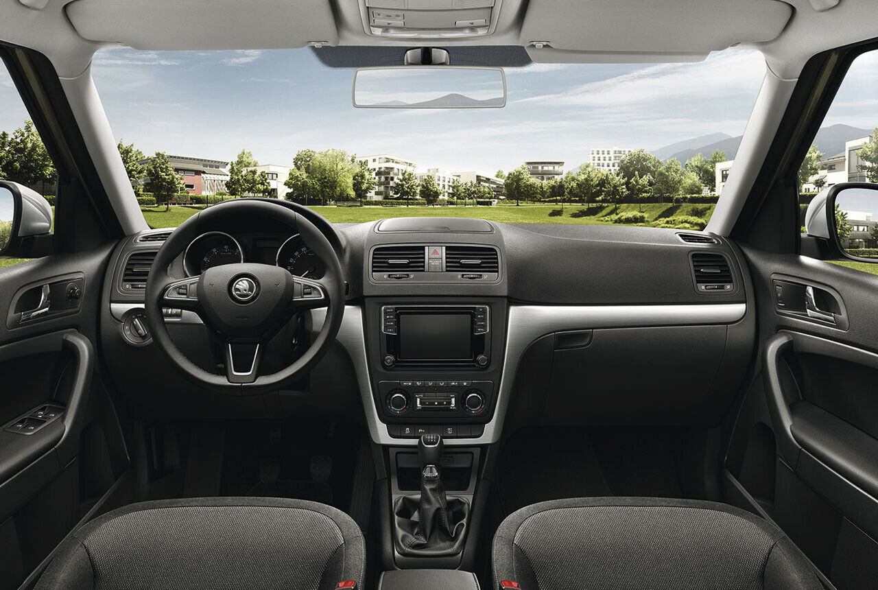 Das Cockpit des Skoda Yeti ist kein Designwunder, aber übersichtlich und gut zu bedienen