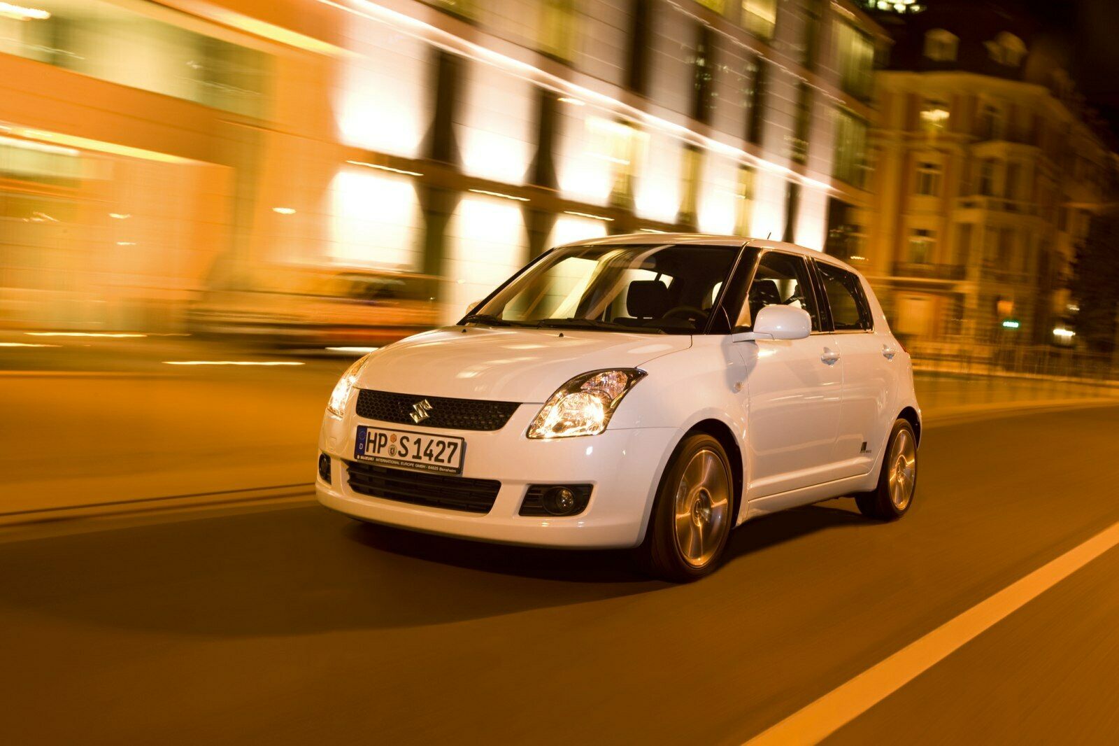Sondermodell Suzuki Swift „Black and White“