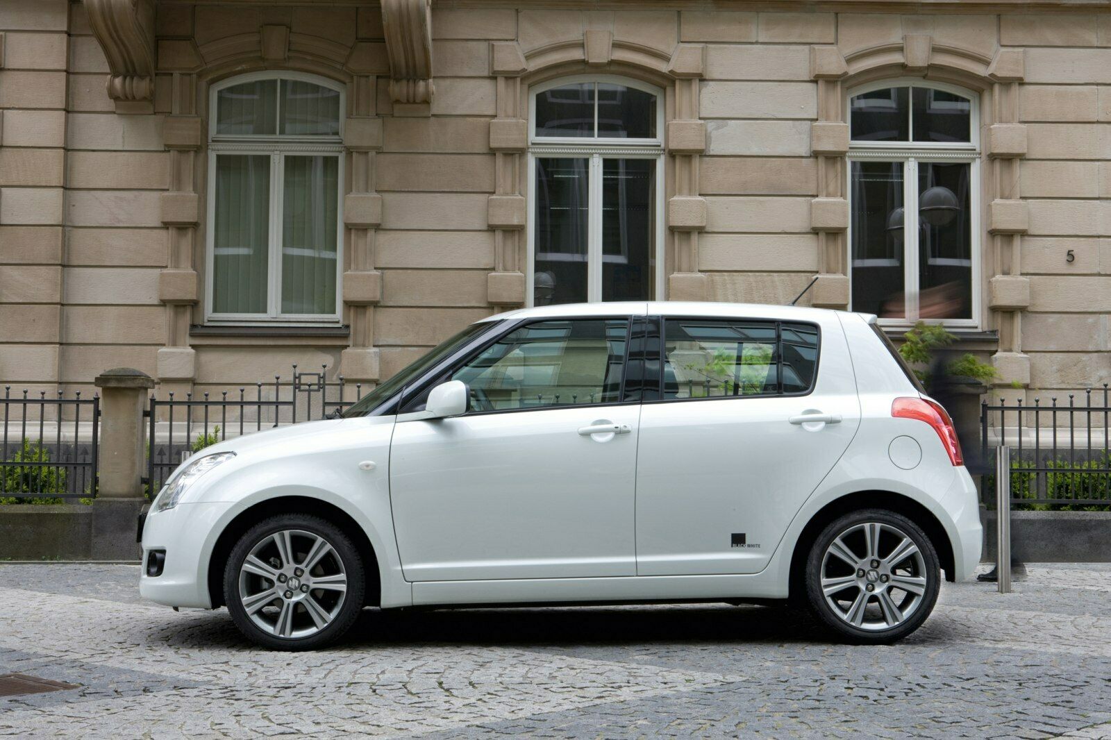 Sondermodell Suzuki Swift „Black and White“