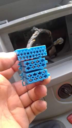 Opel Vivaro Stecker