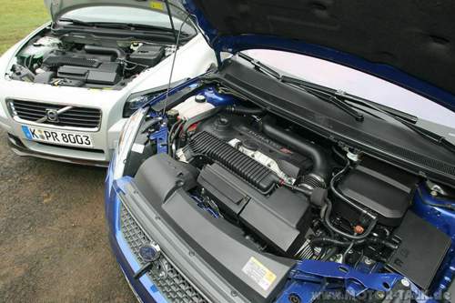 Ford-focus-st-volvo-c30-t5-19-fotoshowimagenew-b71d3e75-190278372742456