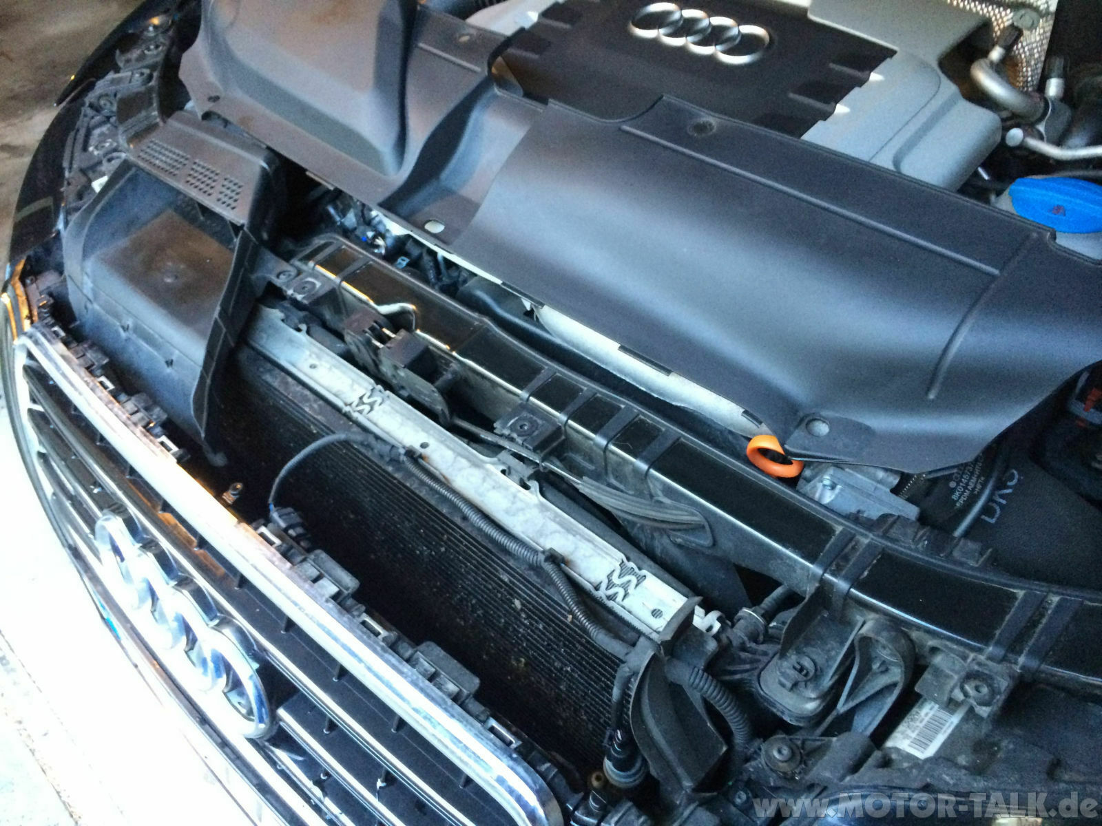 Spaltmaße stoßfänger zu motorhaube