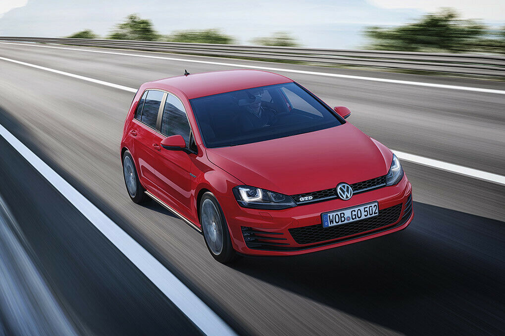 Der Golf GTD soll sportlich fahren. Ein NEFZ-Wert von 4,2 Liter auf 100 km weist darauf hin, dass er sich auch sehr sparsam bewegen lässt.