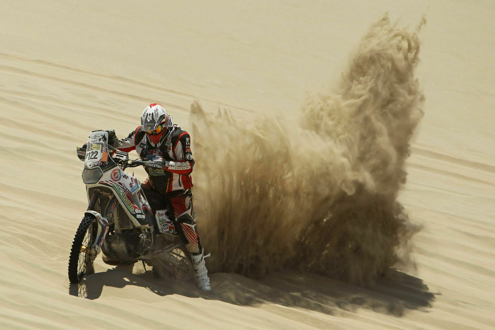 Traurige Neuigkeiten: Der Belgier Eric Palante stirbt bei einem Unfall während der fünften Etappe der Rallye Dakar. Das Foto zeigt ihn bei der Dakar 2013