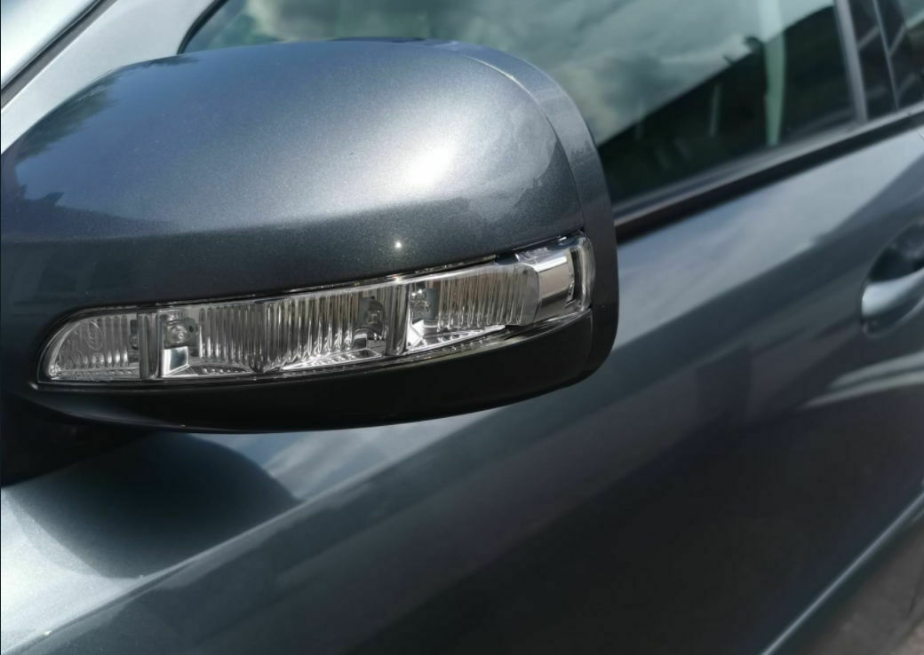 Spiegelblinkerglas auf Fahrerseite kaputt