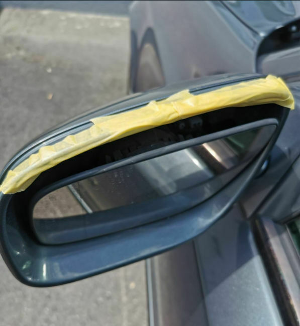Spiegelblinkerglas auf Fahrerseite kaputt