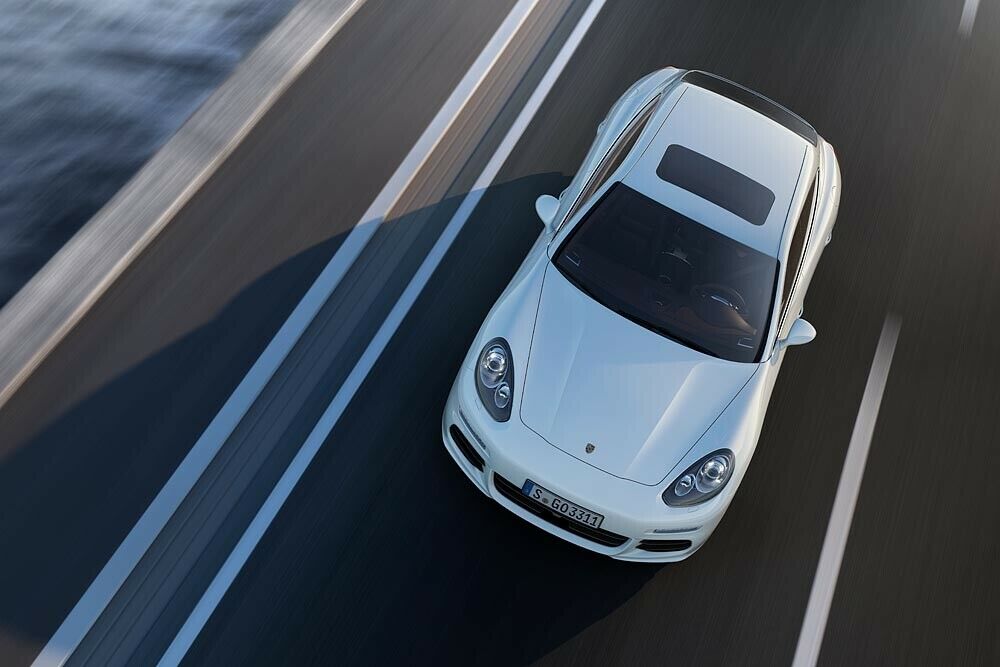 Der Panamera S E-Hybrid fährt elektrisch 135 km/h schnell