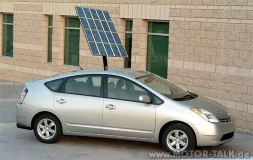 Toyota-prius-solar