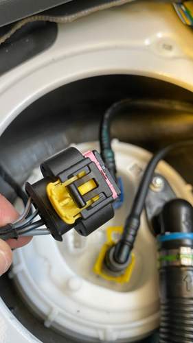 Stecker 1