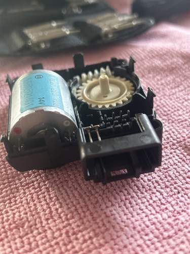 V113