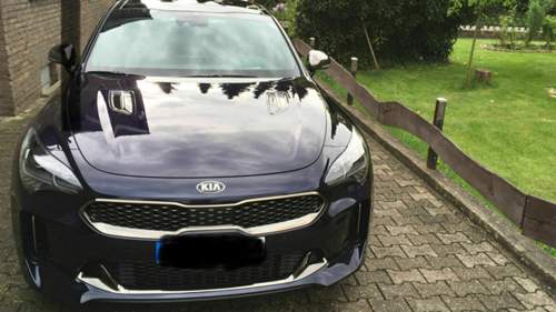 Kia-stinger-front