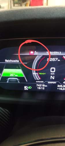 Was bedeutet das rot hinterlegte Auto?
