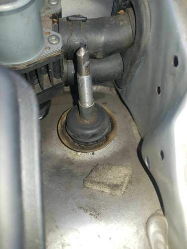 Stossdaempfer vorne w210.jpg