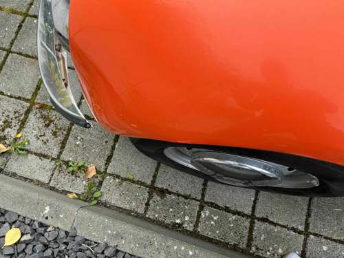 Alter Schaden vorne links