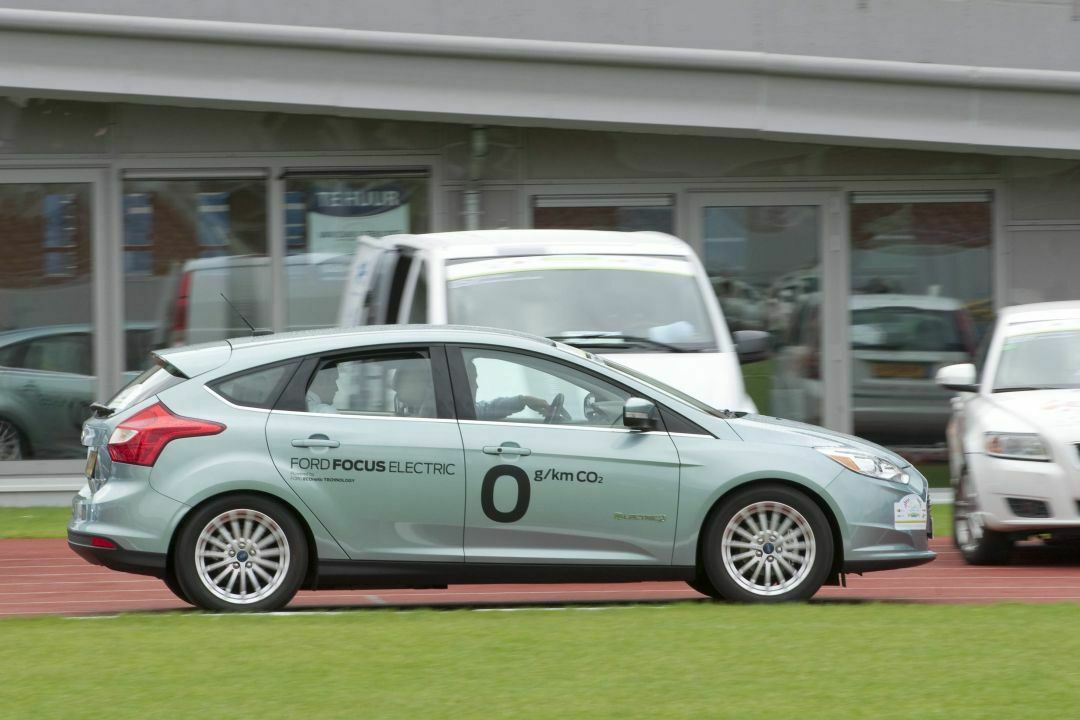 Ford Focus Electric bei einer Fahrveranstaltung in den Niederlanden