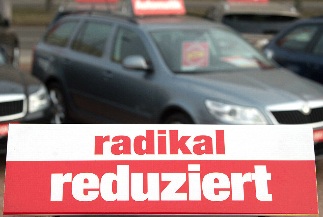 Noch liefern sich die Händler Rabattschlachten. Doch die riesigen Nachlässe von bis zu 30% werden laut einer Studie des CAR-Instituts zurückgehen