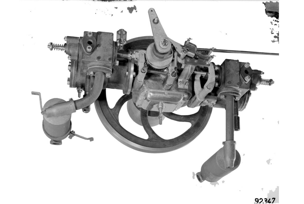 Der Urvater des Boxermotors ist Carl Benz. 1897 wurde der Antrieb zum ersten Mal in ein Fahrzeug eingebaut