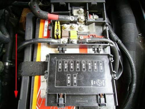 156-sicherungsverteiler-batterie