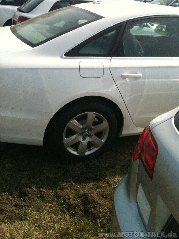 Suche Bilder Audi A6 Avant S-Line in Ibisweiß mit Rotor-Felgen