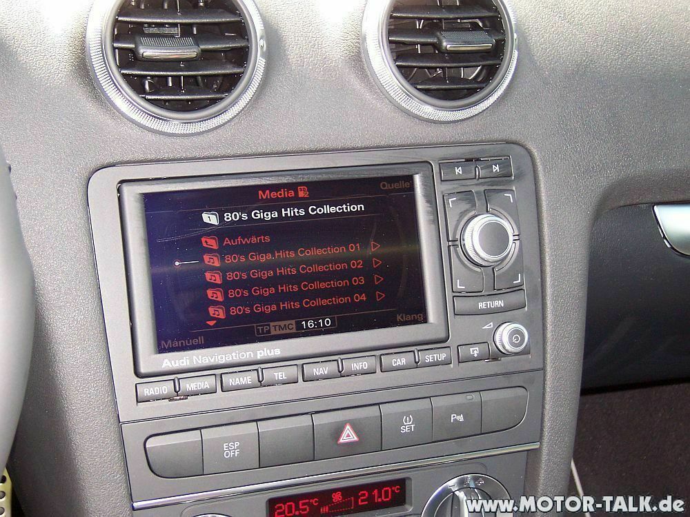 SUCHE Fotos von S3 Sportback in BRILLIANTROT