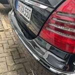 Suche mittlere Chrom-Zierleiste für AMG-Heck-Stoßstange W211 (E63 Optik)