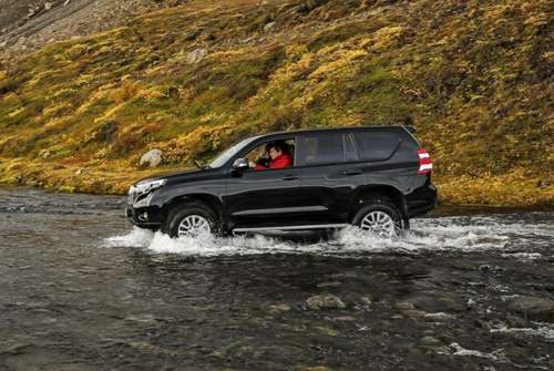 Der Toyota Land Cruiser gilt als höchst zuverlässig - das bescherte ihm wohl auch eine zweifelhafte Karriere als Kampffahrzeug irregulärer militärischer Truppen