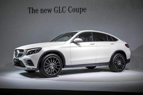 Länger und flacher als ein GLC: Das Mercedes GLC Coupé bei der Messepremiere