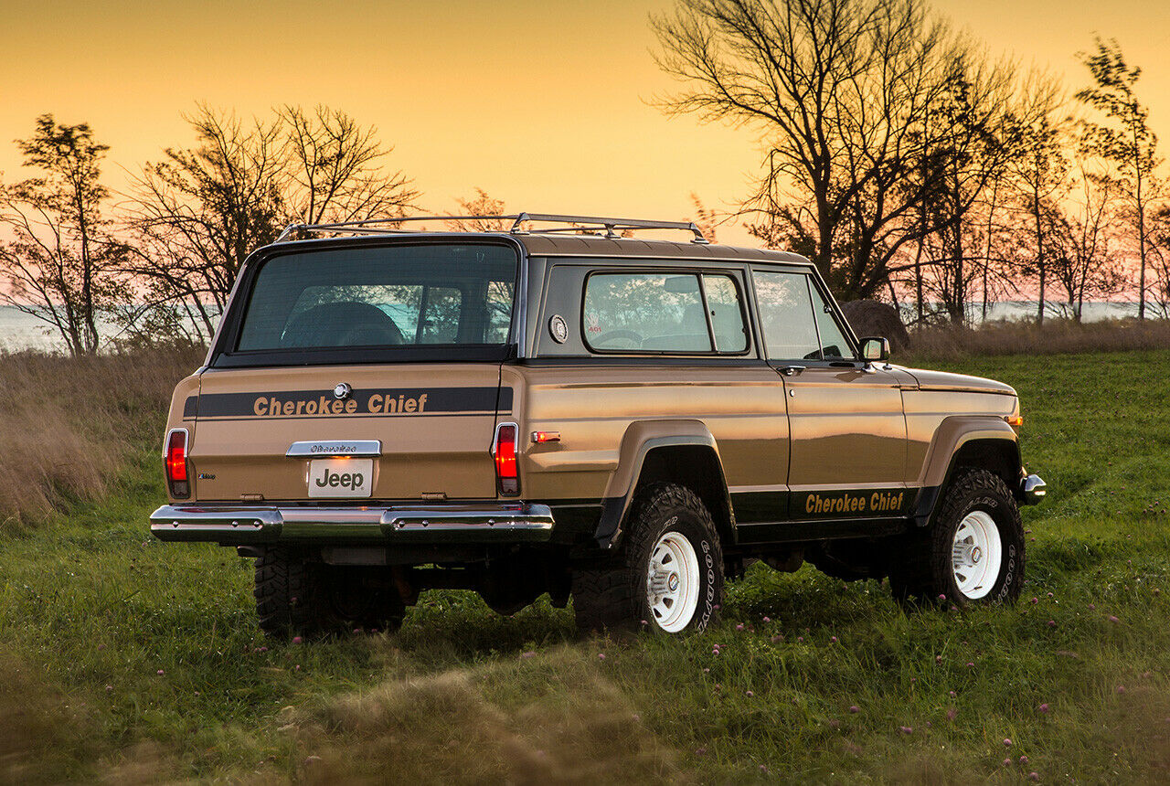 Classic Data taxiert den Jeep Cherokee im Zustand 2 auf gut 24.000 Euro