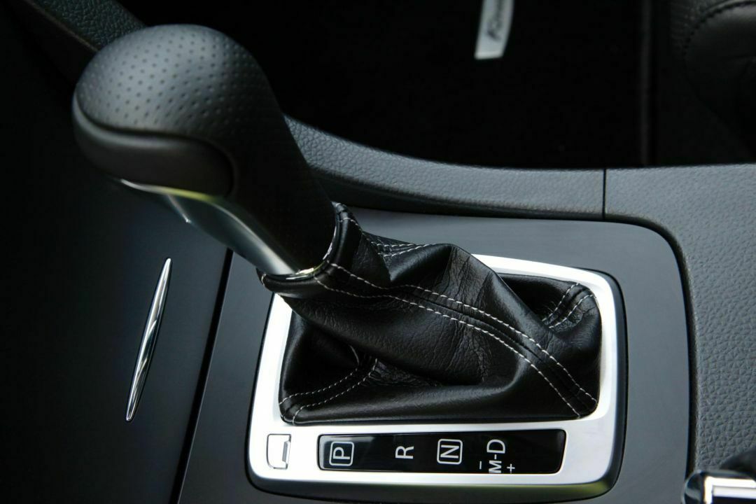 Suzuki Kizashi 4x4 Wahlhebel