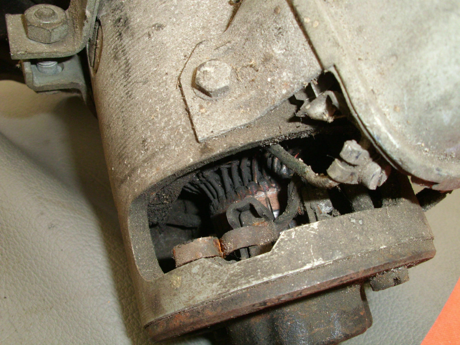 T2 Pritsche Generatorregler
