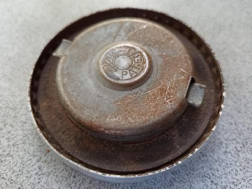 Tankdeckel hinten