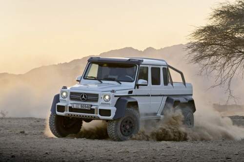 Die Leistung des G 63 AMG 6x6: 544 PS.