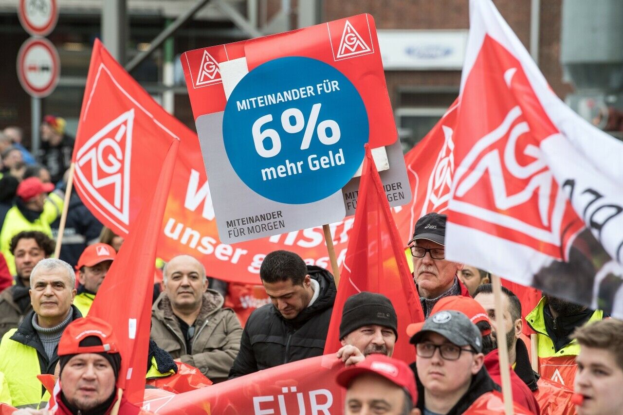 Die IG-Metall fordert eine sechsprozentige Lohnerhöhung. Darauf soll in den bisherigen Verhandlungen noch gar nicht eingegangen worden sein