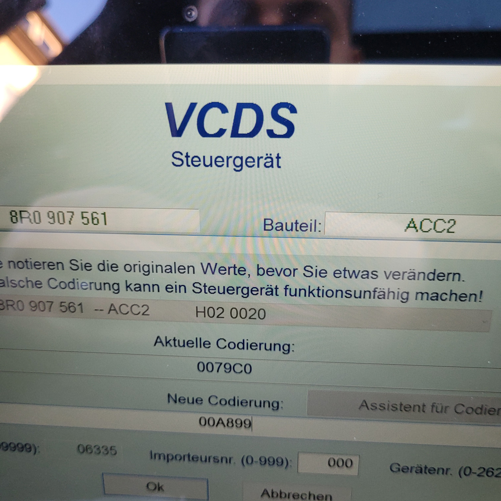 Tausch ACC-Sensor im Audi Q5