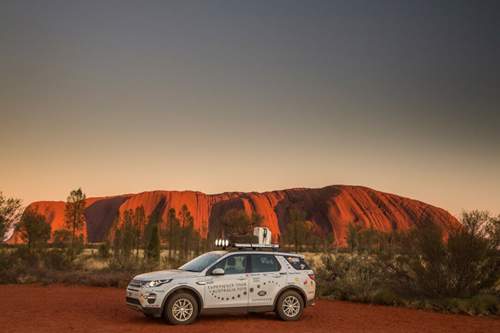 Symbol für das Ende der Experience Tour: Der Ayers Rock. Die Ureinwohner nennen ihn Uluru
