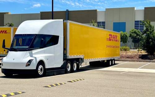 Tesla Semi bei DHL