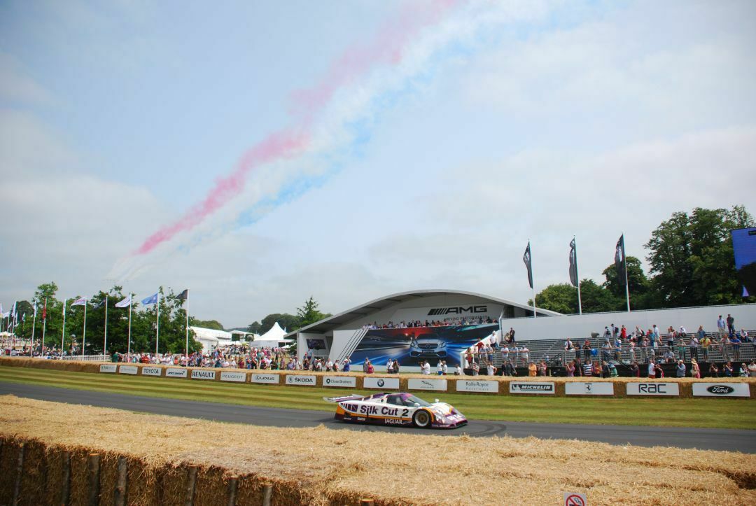 Flugshow auf dem Festival of Speed in Goodwood