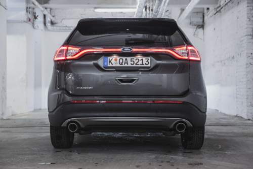 In Deutschland setzte Ford im Jahr 2017 5.326 Exemplare des Edge ab - die Mehrzahl davon kam wie unser Testfahrzeug in der Titanium-Ausstattungslinie