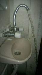 Wasserhahn-fail-61ygsw80zf-3