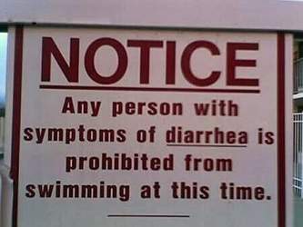 Humor-schwimmbad-schild-durchfall-verbot