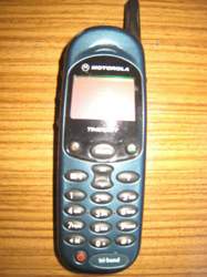 Comp-e-001-h-handy-motorola-tri-band