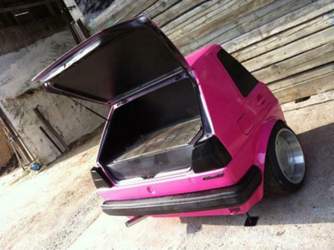 Vw-golf-wird-zum-grill